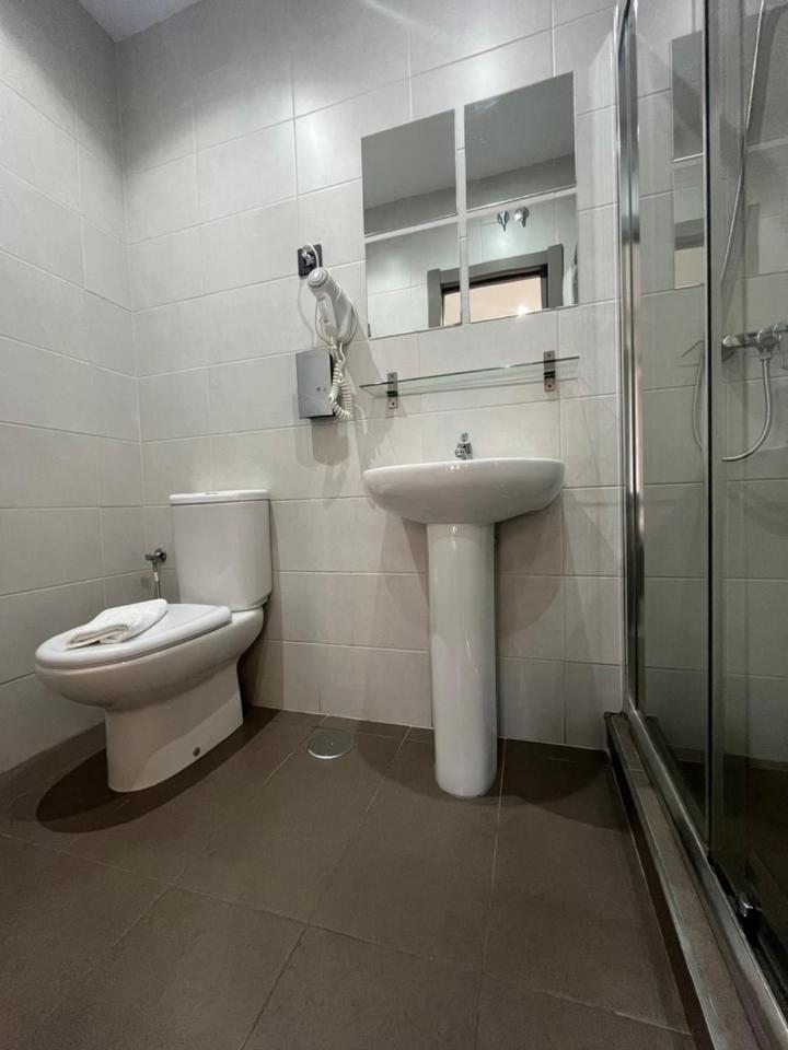 Fuencarral Rooms Madrid Extérieur photo
