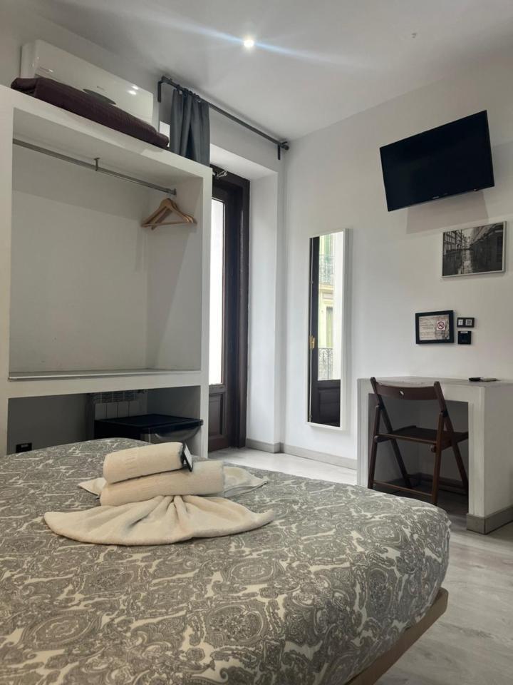 Fuencarral Rooms Madrid Extérieur photo